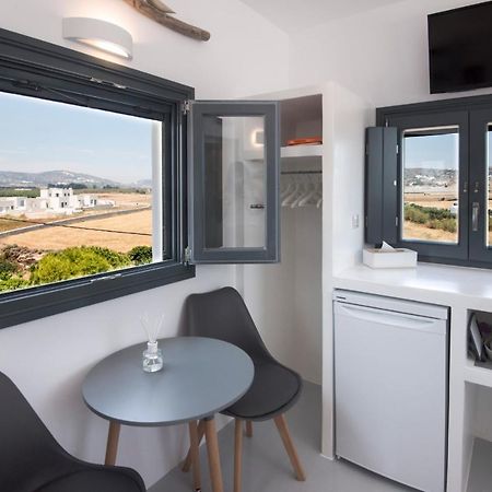 Sunny Studio W.Breathtaking Naxos Views In Isterni Apartment Isterni  Ngoại thất bức ảnh