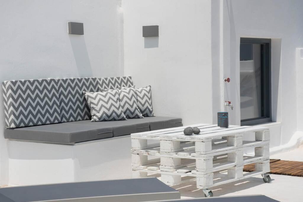 Sunny Studio W.Breathtaking Naxos Views In Isterni Apartment Isterni  Ngoại thất bức ảnh