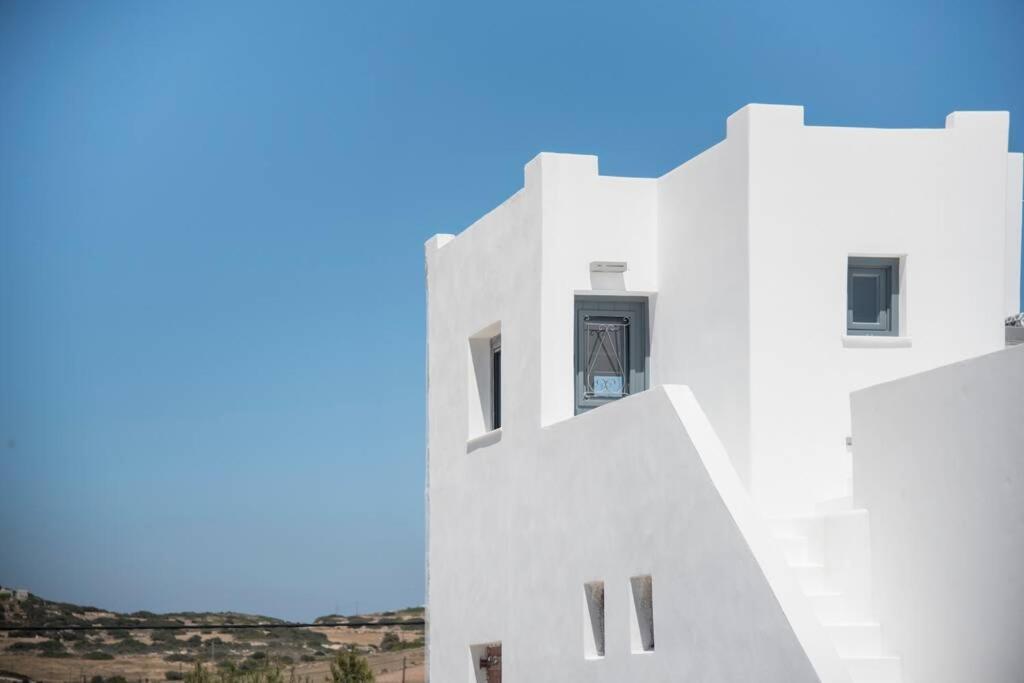 Sunny Studio W.Breathtaking Naxos Views In Isterni Apartment Isterni  Ngoại thất bức ảnh