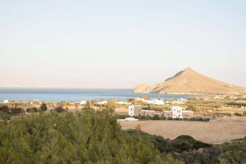 Sunny Studio W.Breathtaking Naxos Views In Isterni Apartment Isterni  Ngoại thất bức ảnh