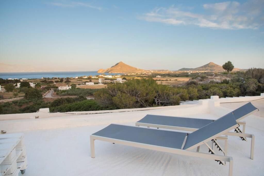 Sunny Studio W.Breathtaking Naxos Views In Isterni Apartment Isterni  Ngoại thất bức ảnh